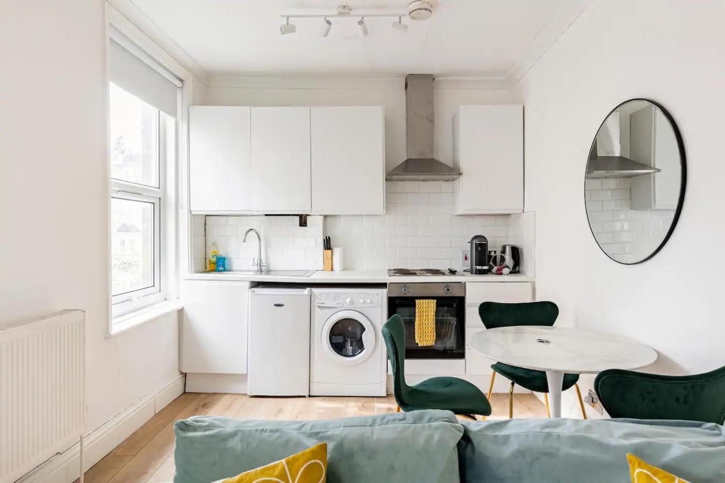 Stylish One Bedroom Apartment In Greater London Eksteriør bilde