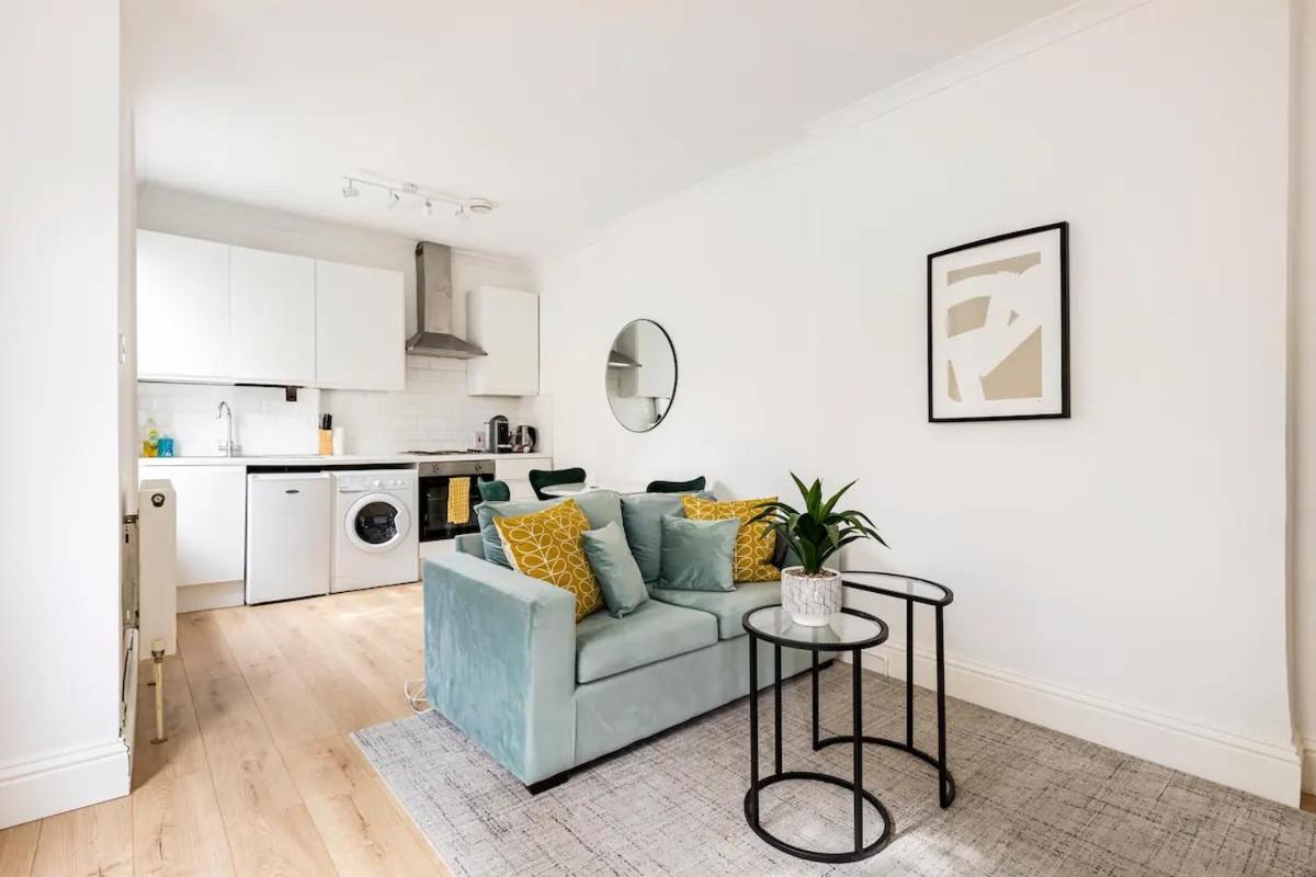 Stylish One Bedroom Apartment In Greater London Eksteriør bilde